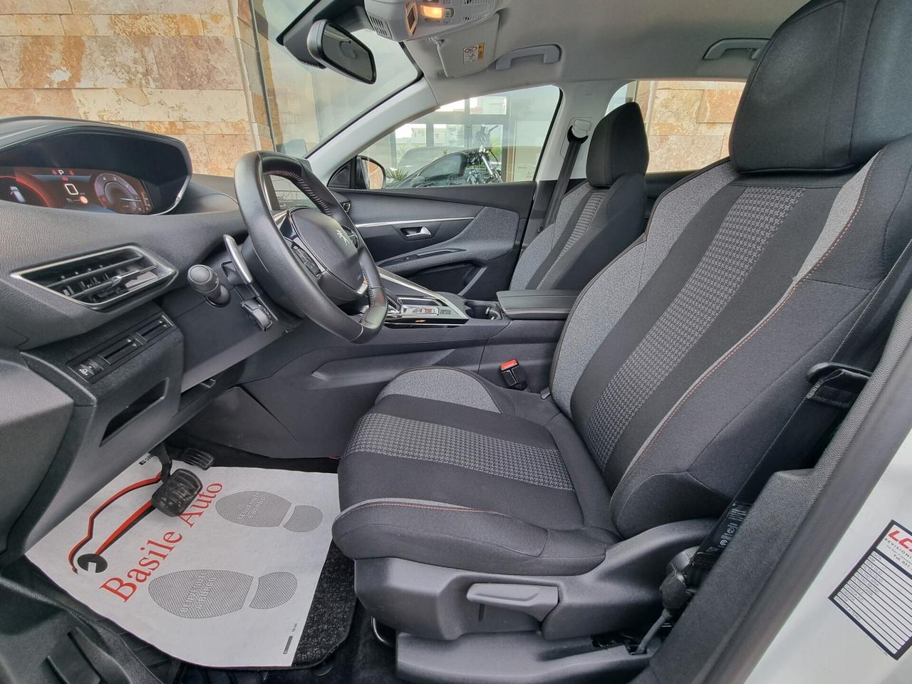 Peugeot 3008 BlueHDi 130 S&S Business