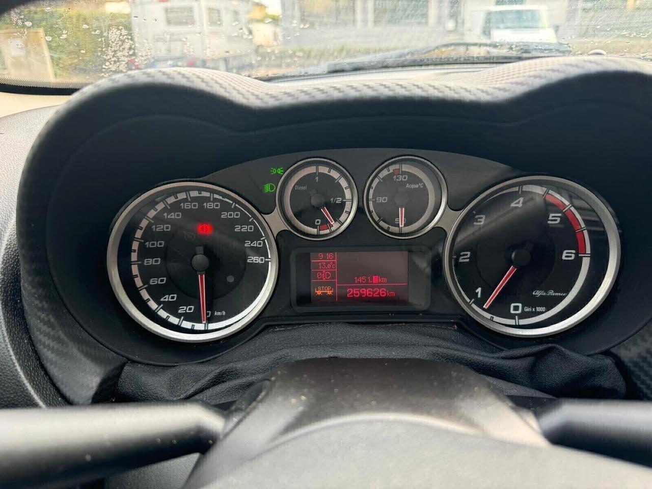 Alfa Romeo MiTo 1.6 JTDm 16V Distinctive Sport Pack