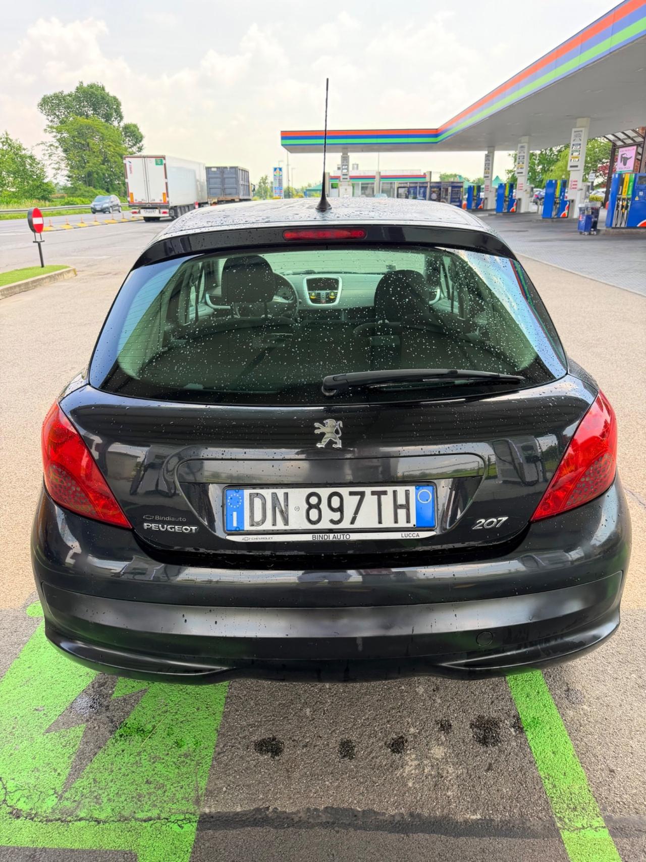 Peugeot 207