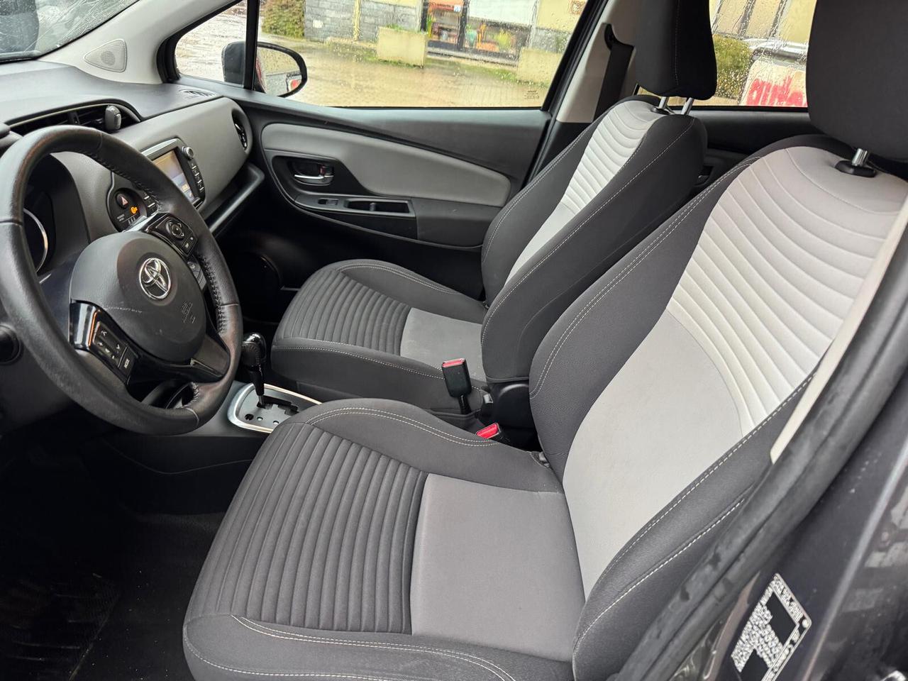 Toyota Yaris 1.5 Hybrid 5 porte Active