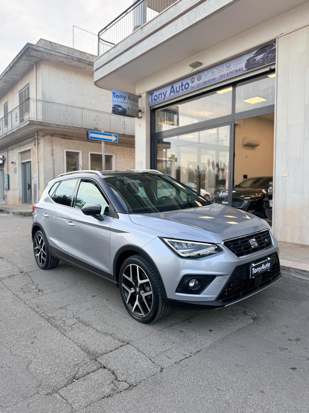 Seat Arona 1.0 TGI FR BENZINA/METANO DI SERIE, CON APPLE CARPLAY,ANDROID AUTO,TELECAMERA,NAVI,FULL LED