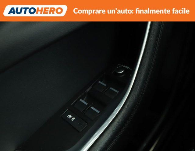 JAGUAR XE 2.0 D 204 CV aut. R-Dynamic Black