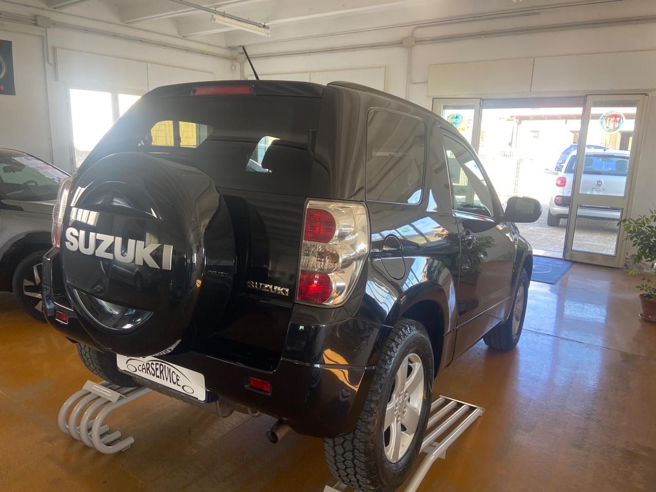 Suzuki Grand Vitara Grand Vitara 1.9 DDiS 3p. Special Edition