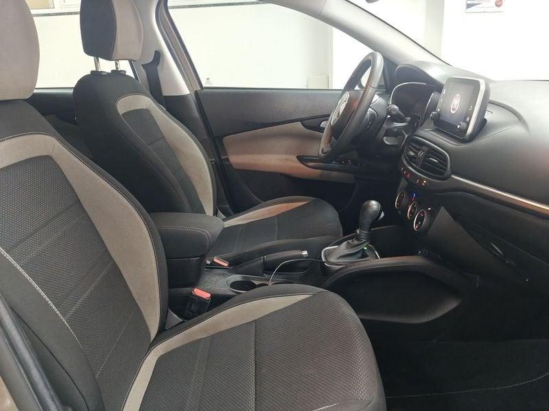 FIAT Tipo Tipo 5p 1.6 mjt Lounge s&s 120cv dct my20