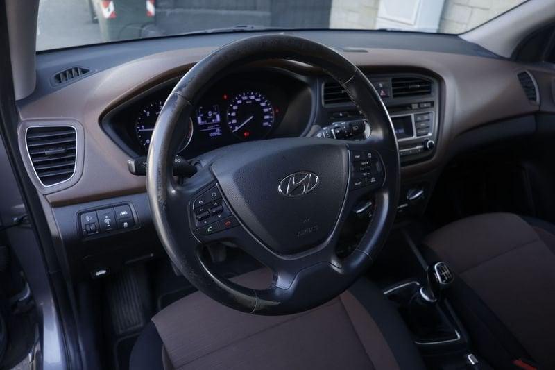 Hyundai i20 Hyundai i20 1.1 CRDi 12V 5 porte Style 55KW ANNO 2015