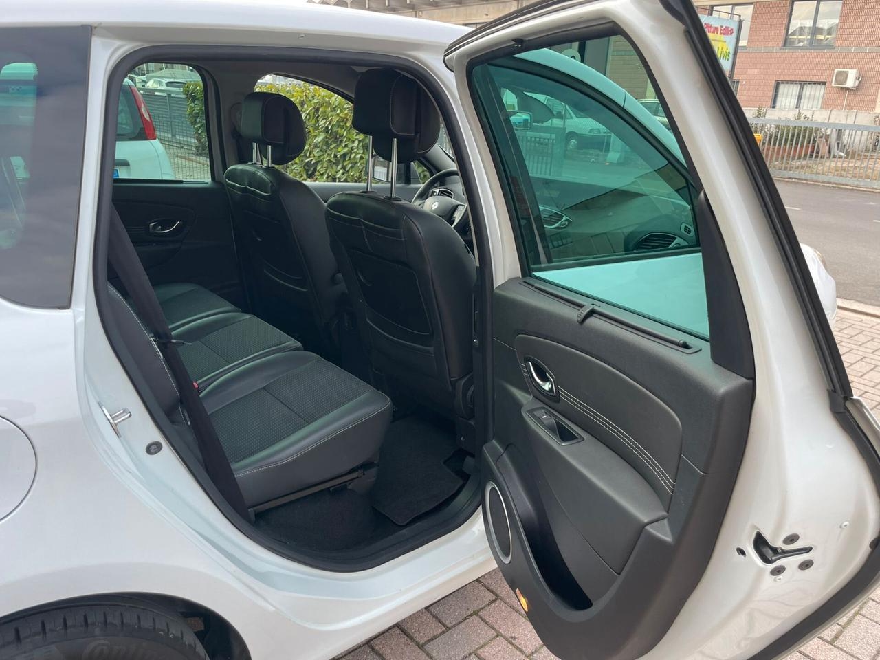 Renault Scenic X-Mod 1.5 dCi 110CV Luxe Ok neopatentati