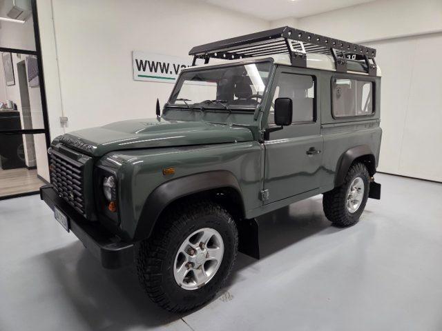 LAND ROVER Defender 90 2.4 TD4 AUTOVETTURA