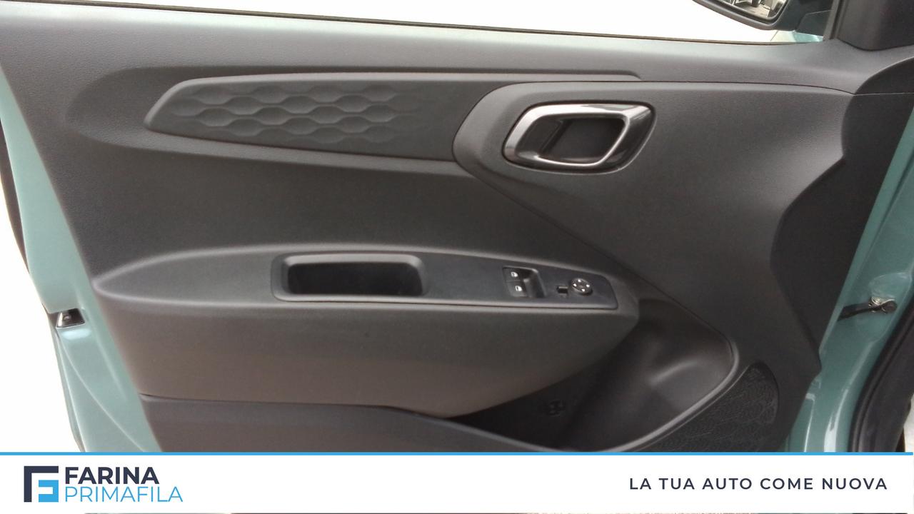 HYUNDAI i10 III 2023 - i10 1.0 mpi Connectline 67cv
