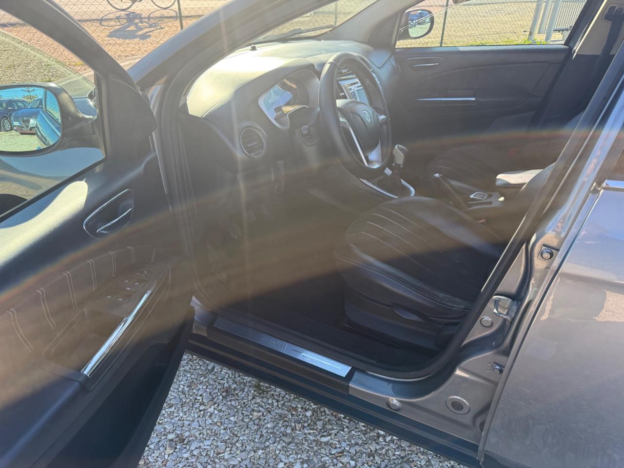 Lancia Delta 2.0 MJT DPF Oro