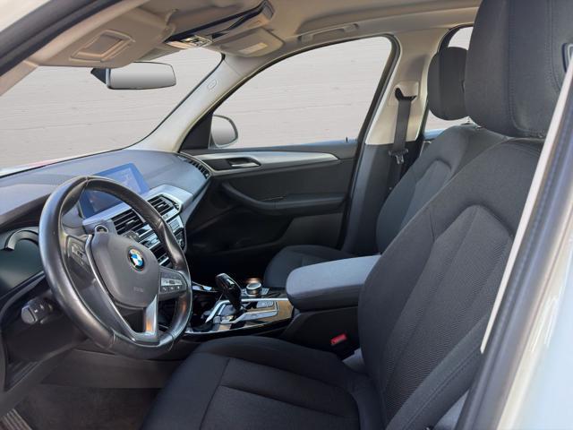 BMW X3 xDrive30e Business Advantage