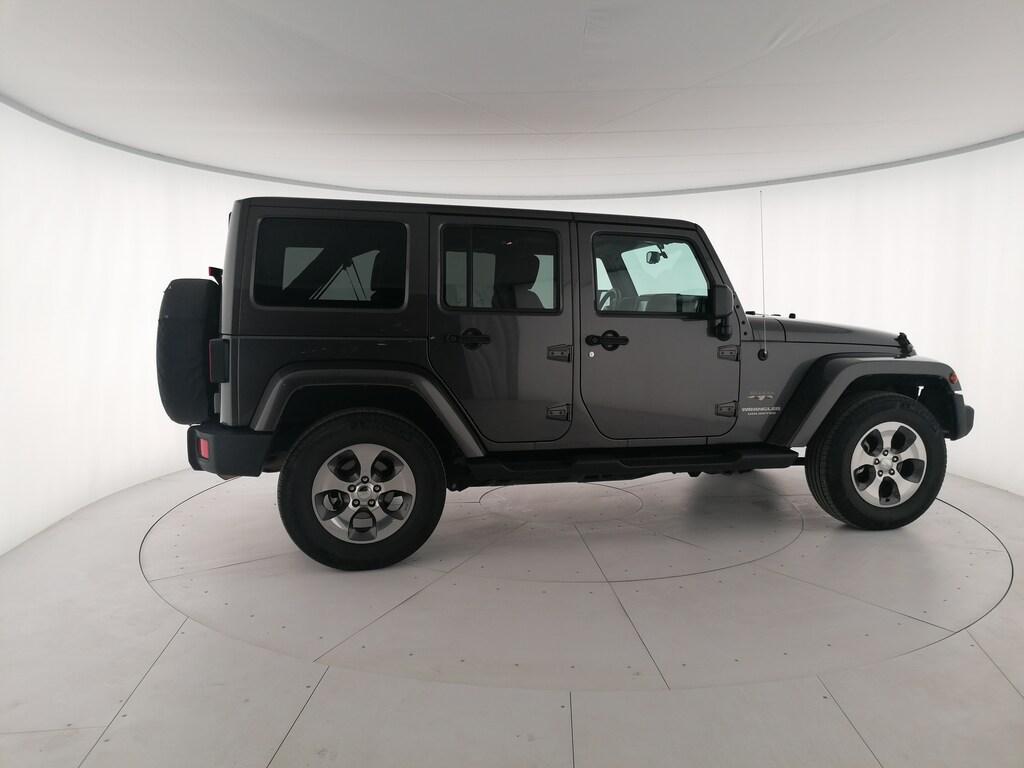 Jeep Wrangler Unlimited 2.8 CRD Sahara Auto