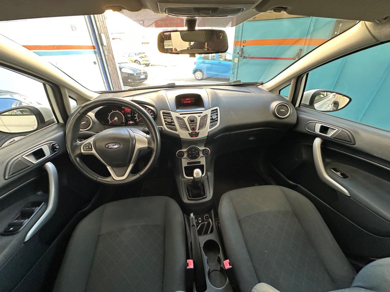 Ford Fiesta 1.2 60CV 5p. - Autonavigli