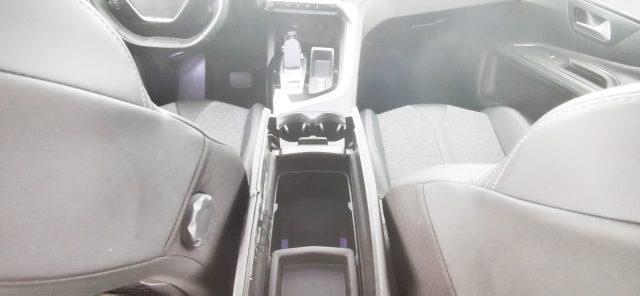 PEUGEOT 3008 Hybrid 225 e-EAT8 GT