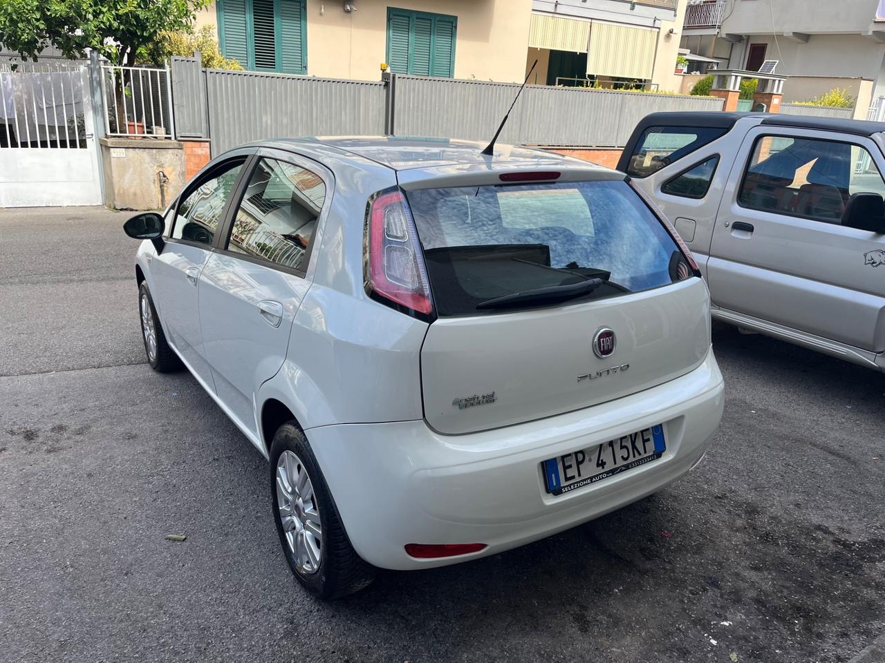 FIAT PUNTO ULTIMO MODELLO A METANO A.F.F.A.R.E