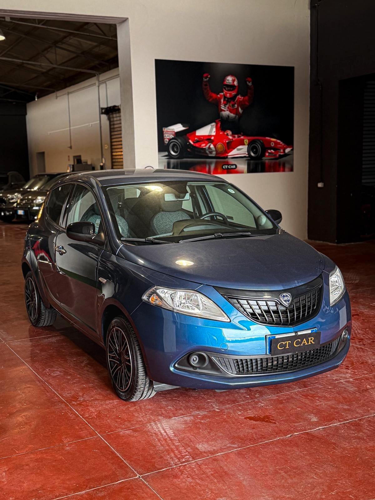 Lancia Ypsilon 1.0 FireFly 5 porte S&S Hybrid Alberta Ferretti