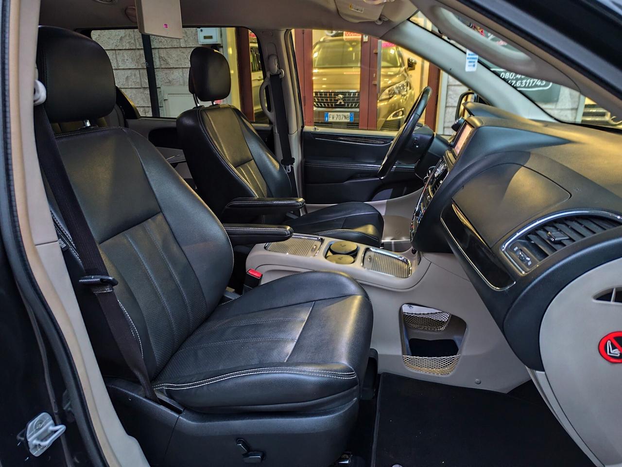 Lancia Voyager 2.8 CRDI 163CV 7 POSTI PERFETTA