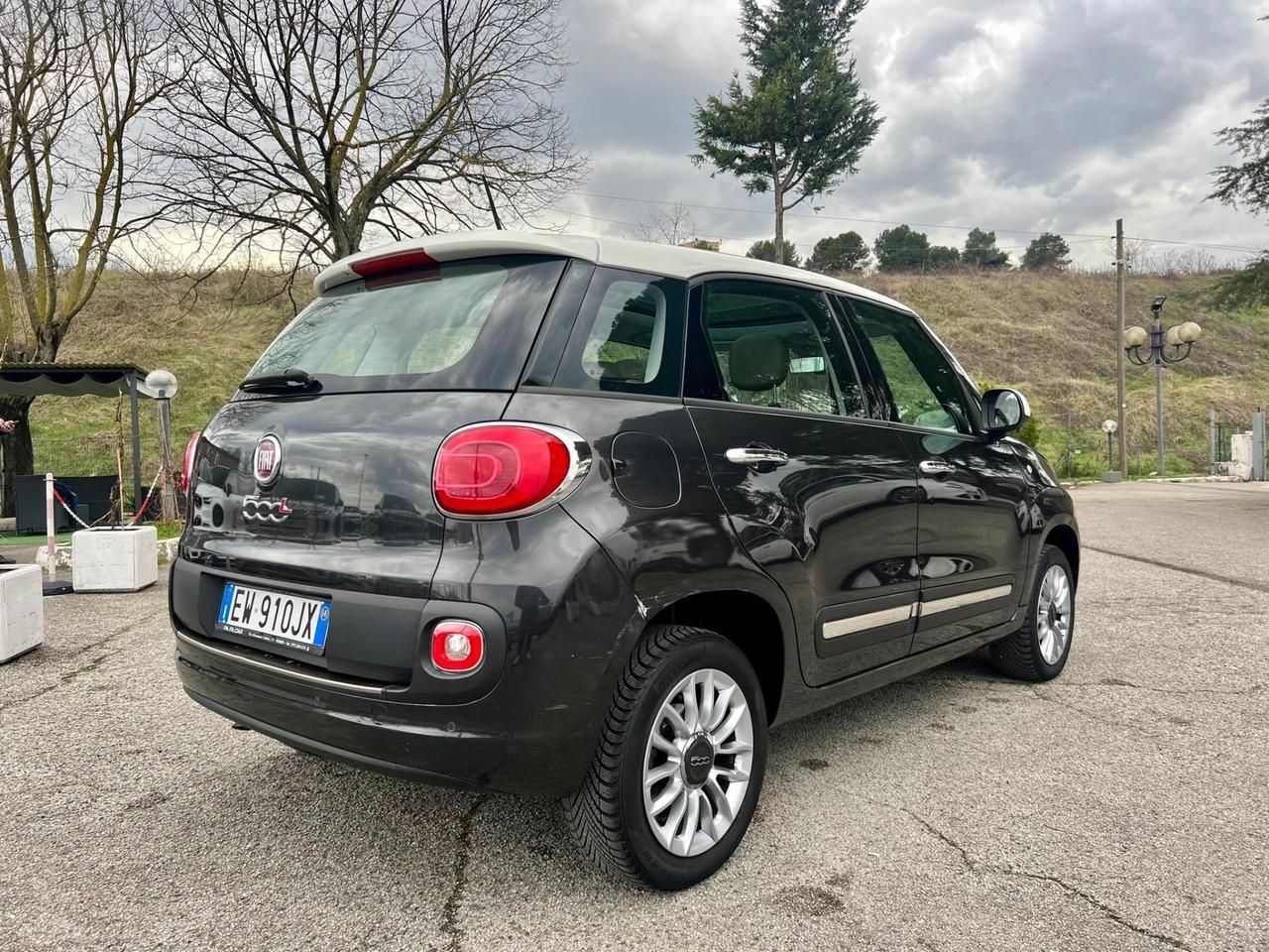 Fiat 500L 0.9 TwinAir Turbo Natural Power Lounge