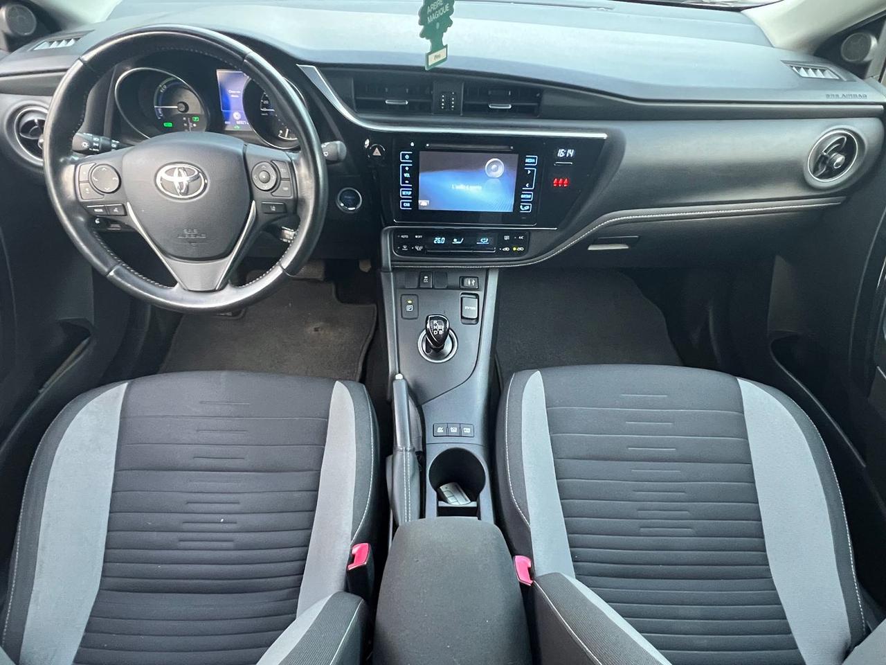 Toyota Auris Business 1.8 HEV #8840