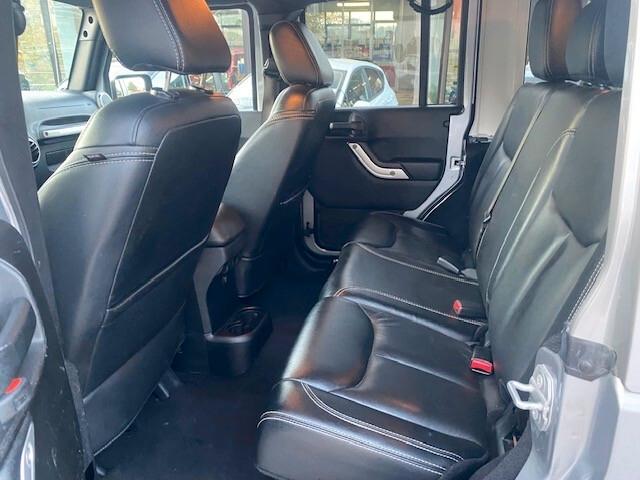 JEEP WRANGLER UNLIMITED 2.8 CRD DPF SAHARA AUTO - 24 MESI GARANZIA