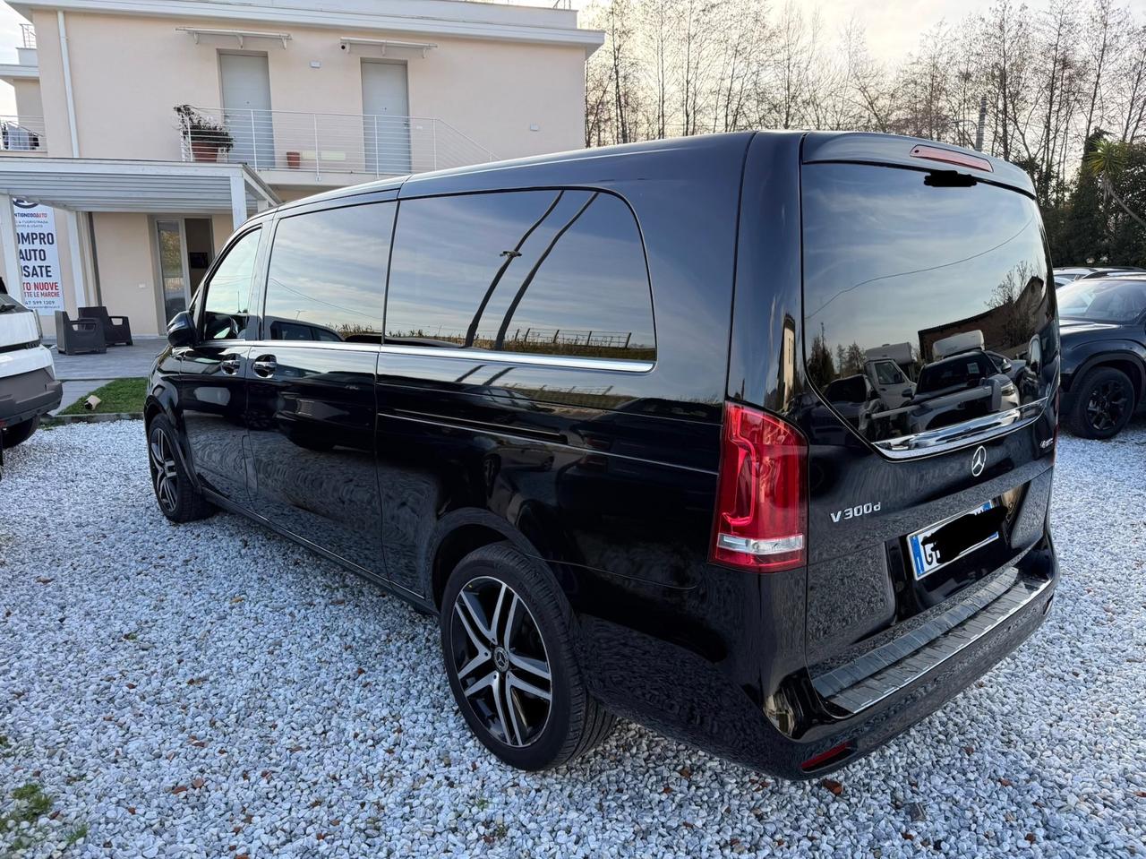 Mercedes-benz V 300 d Automatic 4Matic Premium Extralong