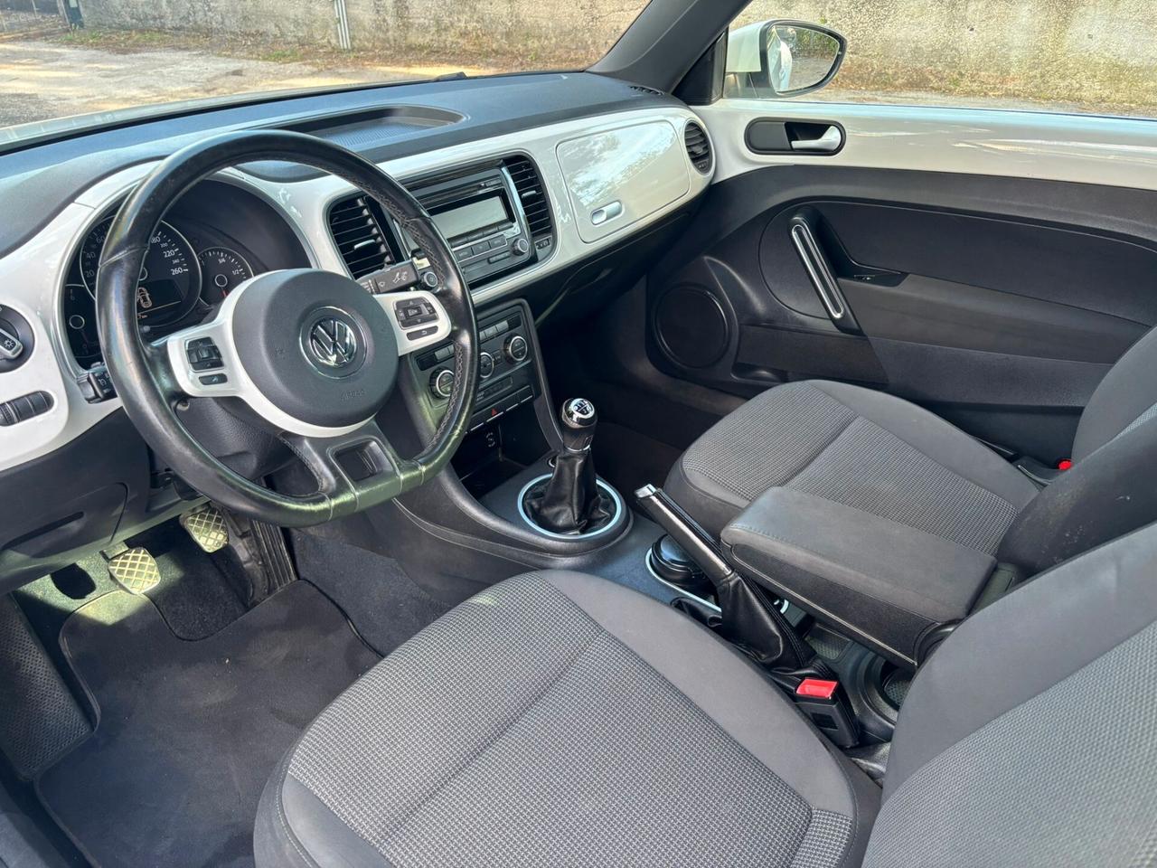 VOLKSWAGWEN MAGGIOLINO 1.6 TDi Design - 2012