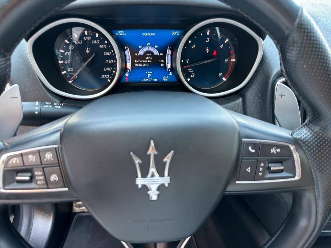 Maserati Ghibli 3.0 V6 ds Gransport Nerissimo 250cv auto my18