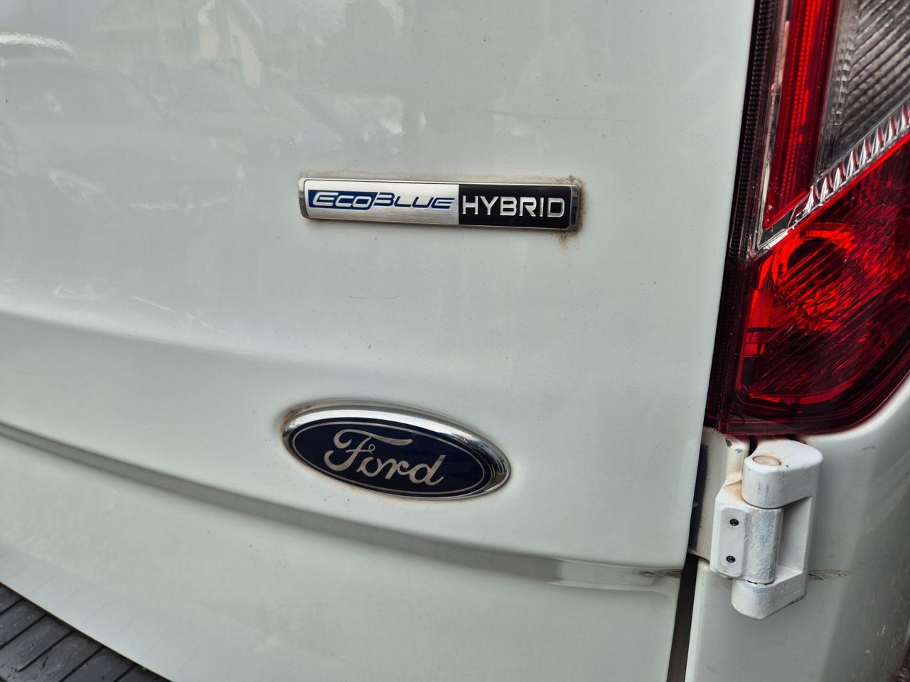 Ford TRANSIT CUSTOM DIESEL HYBRID