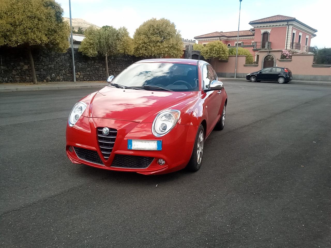 Alfa Romeo MiTo 1.6 JTDm 16V Distinctive Sport Pack