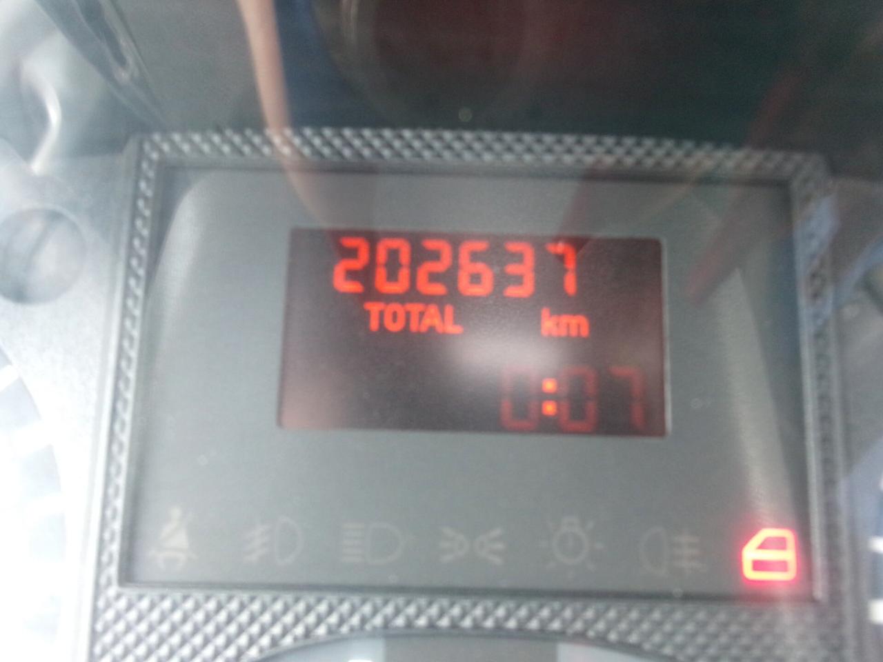 Iveco Daily 35C15 3000 150CV 200000 KM DOPPIA CABINA 7P RIBALTABILE TRILATERALE