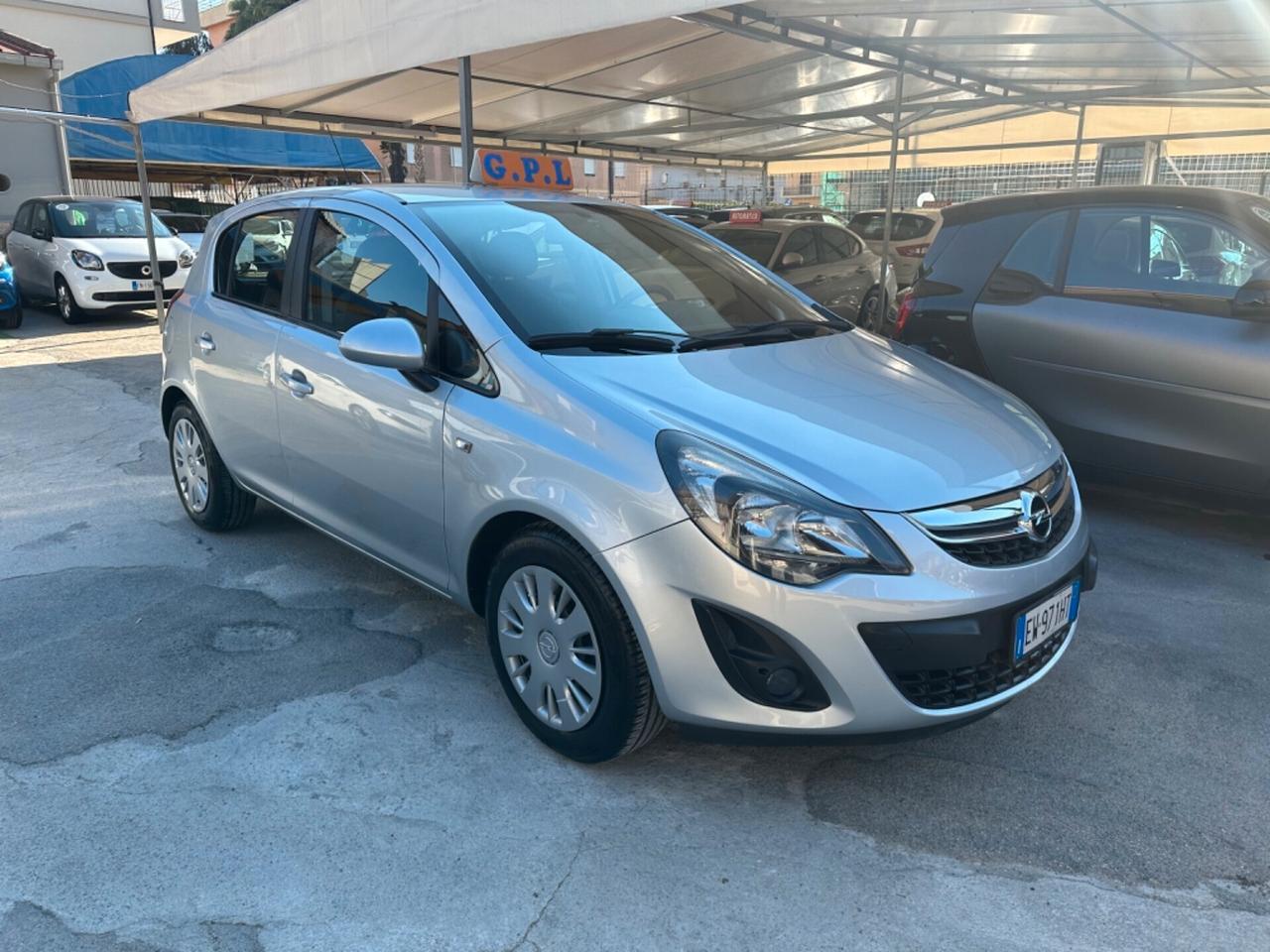 Opel Corsa 1.2 85CV 5 porte GPL-TECH Edition