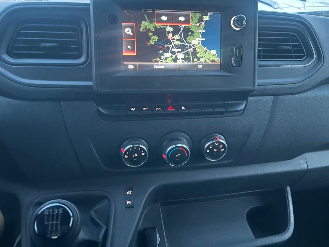 Renault Master T35 2.3 dCi 165 extralungooo