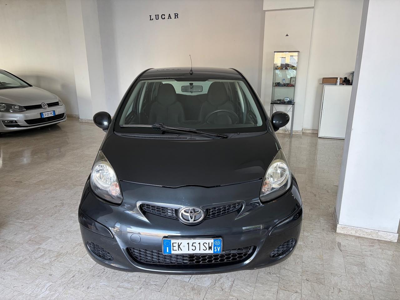 TOYOTA AYGO 1.0 68 CV 5 PORTE 80.000 KM