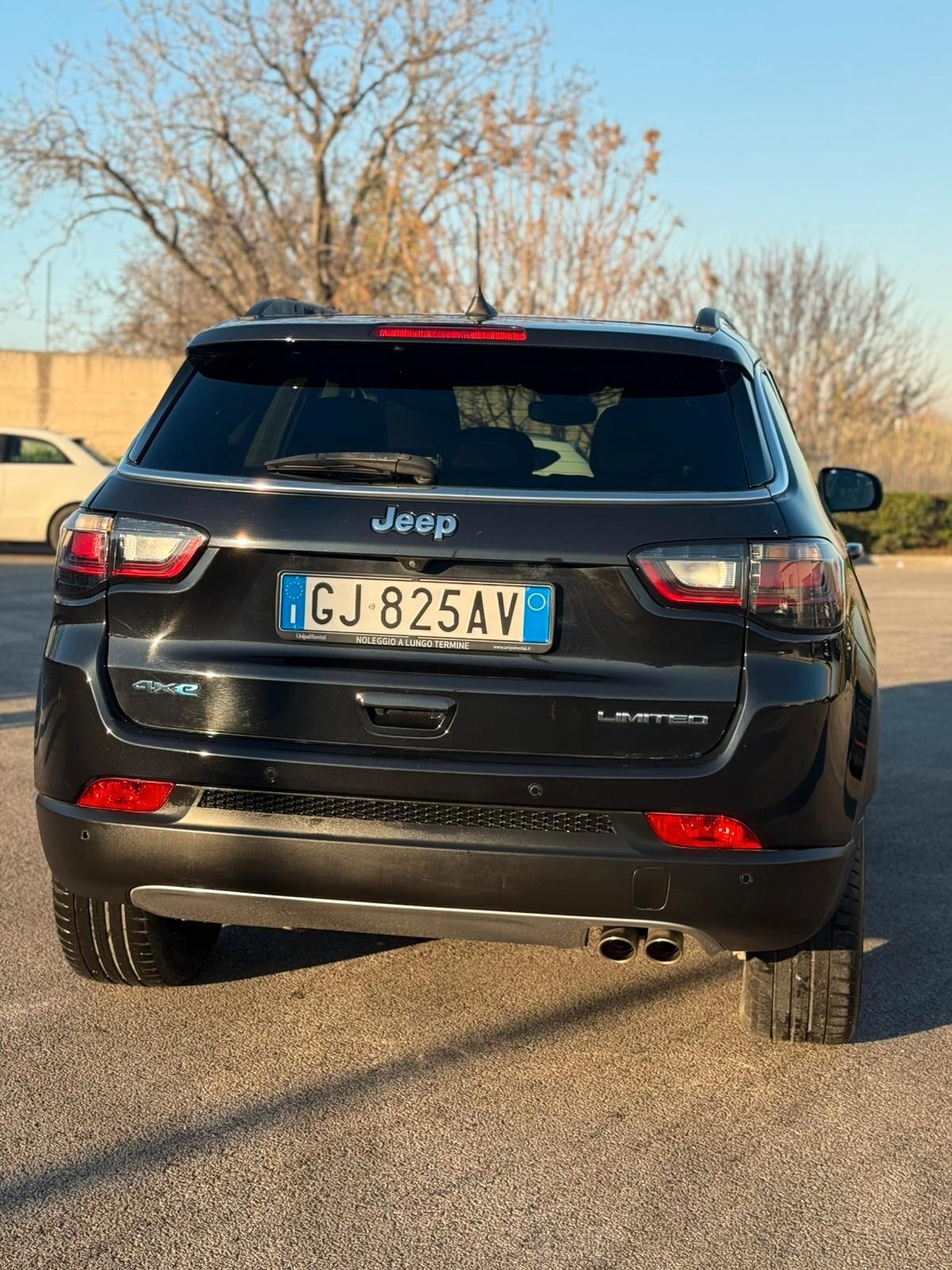 Jeep Compass 4xe Limited hybrid plug in 2022 iva esposta