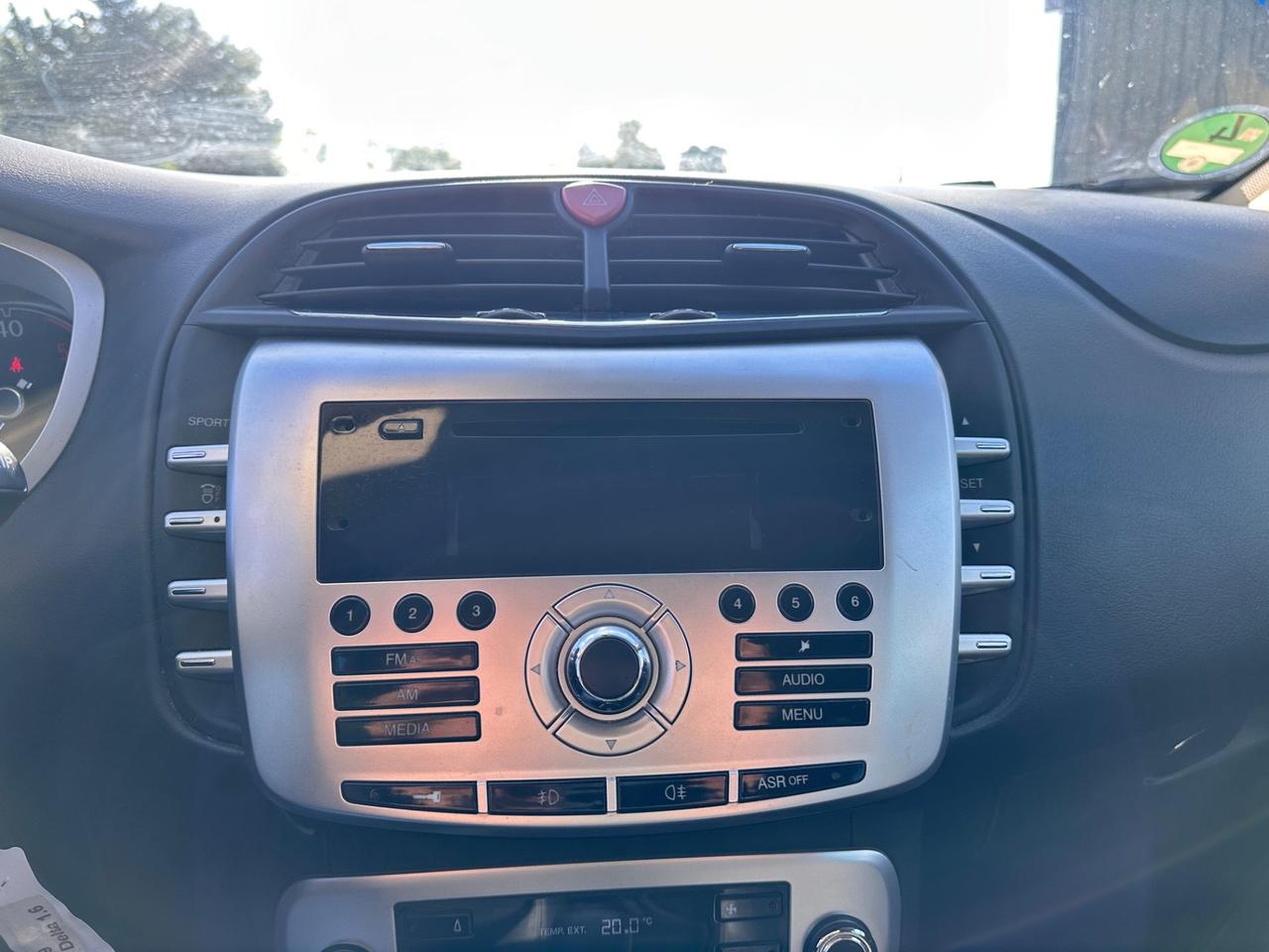 Lancia Delta 1.6 MJT Gold-2012