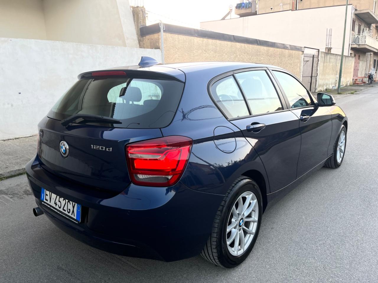 Bmw 120 120d xDrive 5p. Urban