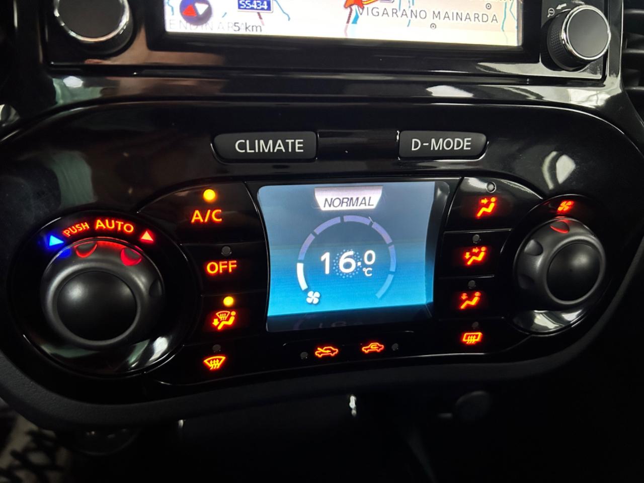 Nissan Juke 1.6 DIG-T 200 Nismo