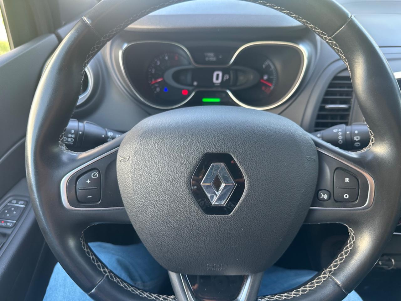 Renault Captur dCi 8V 90 CV EDC Bose MERAVIGLIOSA !!! 2017
