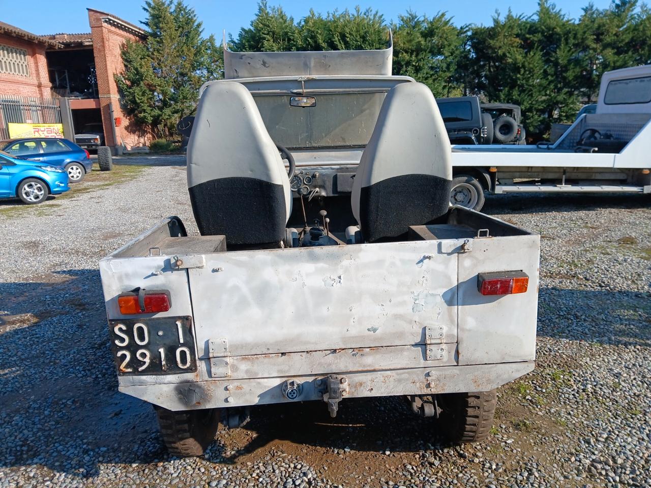 Jeep Willys 2200 benzina