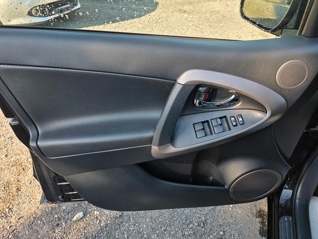 Toyota RAV 4 2.2 D-4D 177 CV Luxury