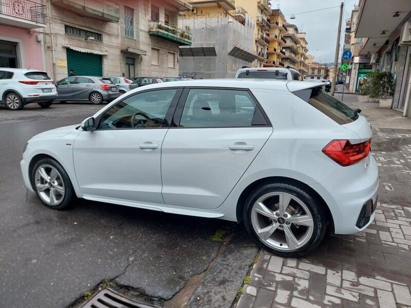 Audi A1 SPB 30 TFSI S tronic line edition