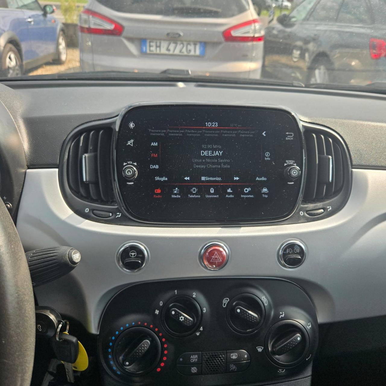 Fiat 500 1.0 Hybrid Connect