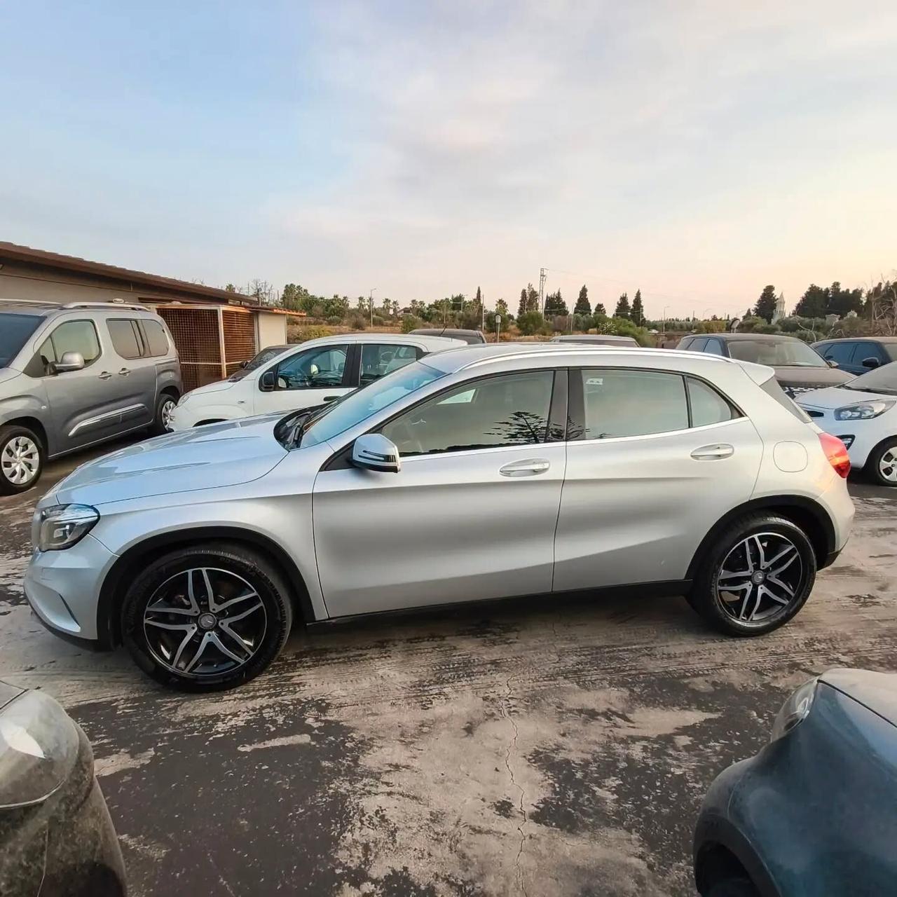Mercedes-benz GLA 200 CDI Sport SOLI102MILA KM