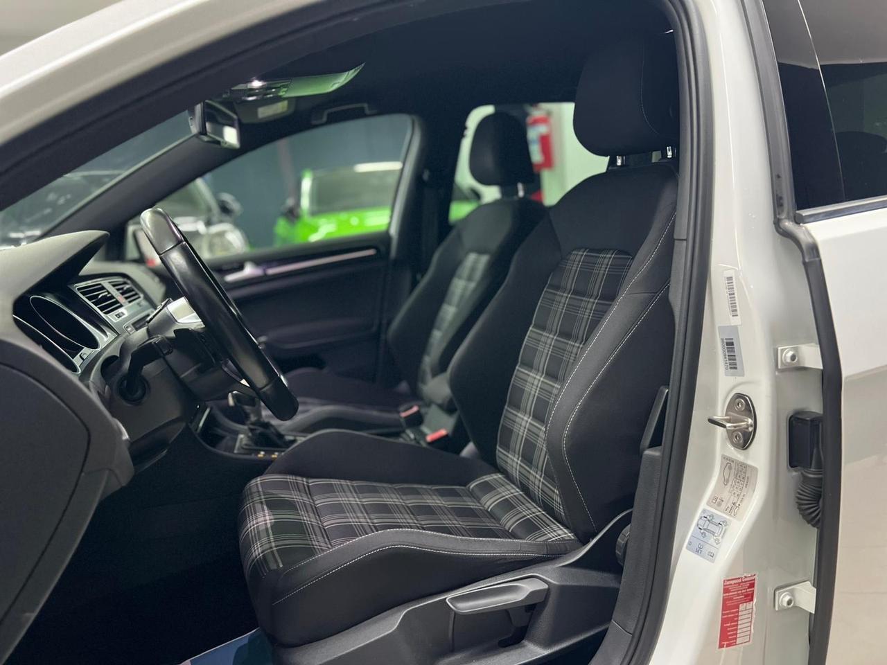 Volkswagen Golf GTD 2.0 TDI DSG 5p. BlueMotion Technology