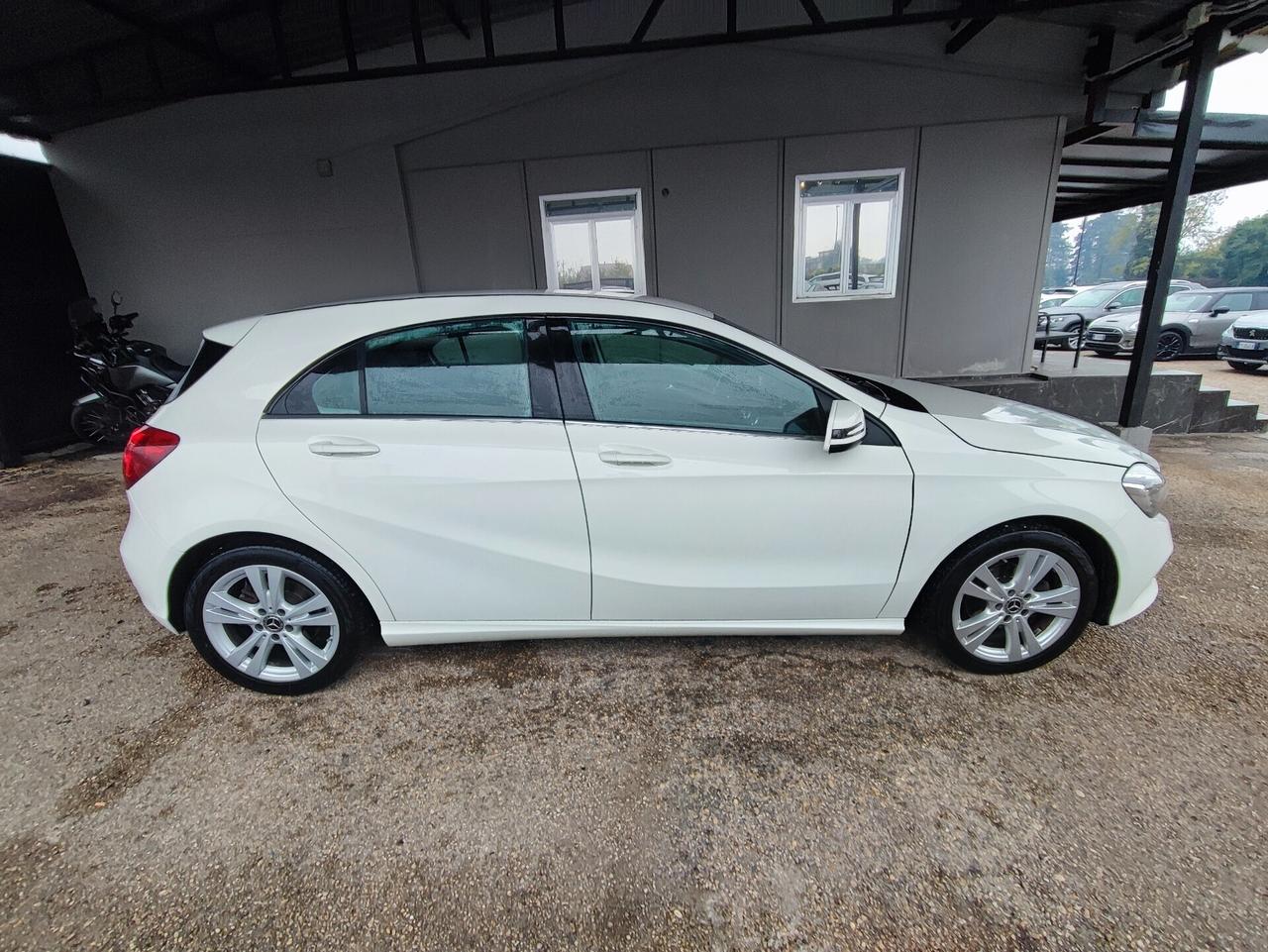 Mercedes-benz A 160 d Automatic Premium