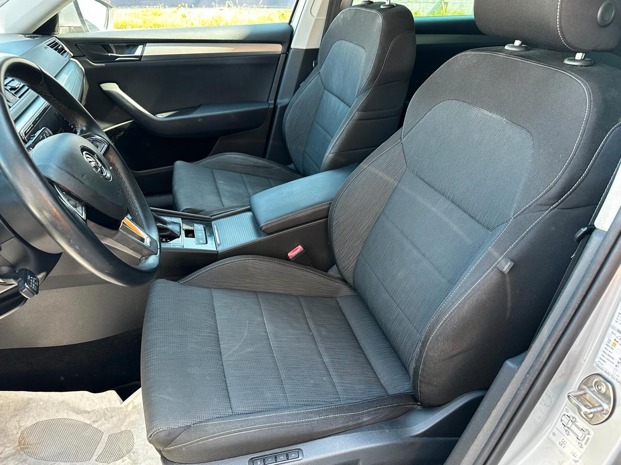 Skoda Superb 1.6 TDI Wagon Executive