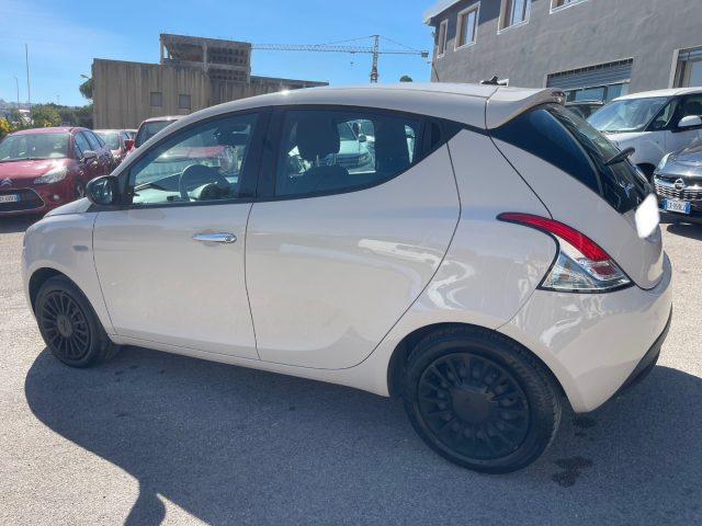 LANCIA Ypsilon 1.0 FireFly 5 porte Hybrid