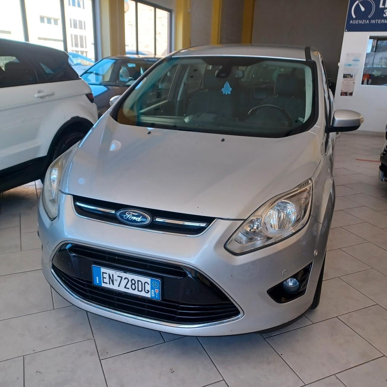 7 POSTI FORD C-MAX 1.6 TDI DISTRIBUZIONE FATTA