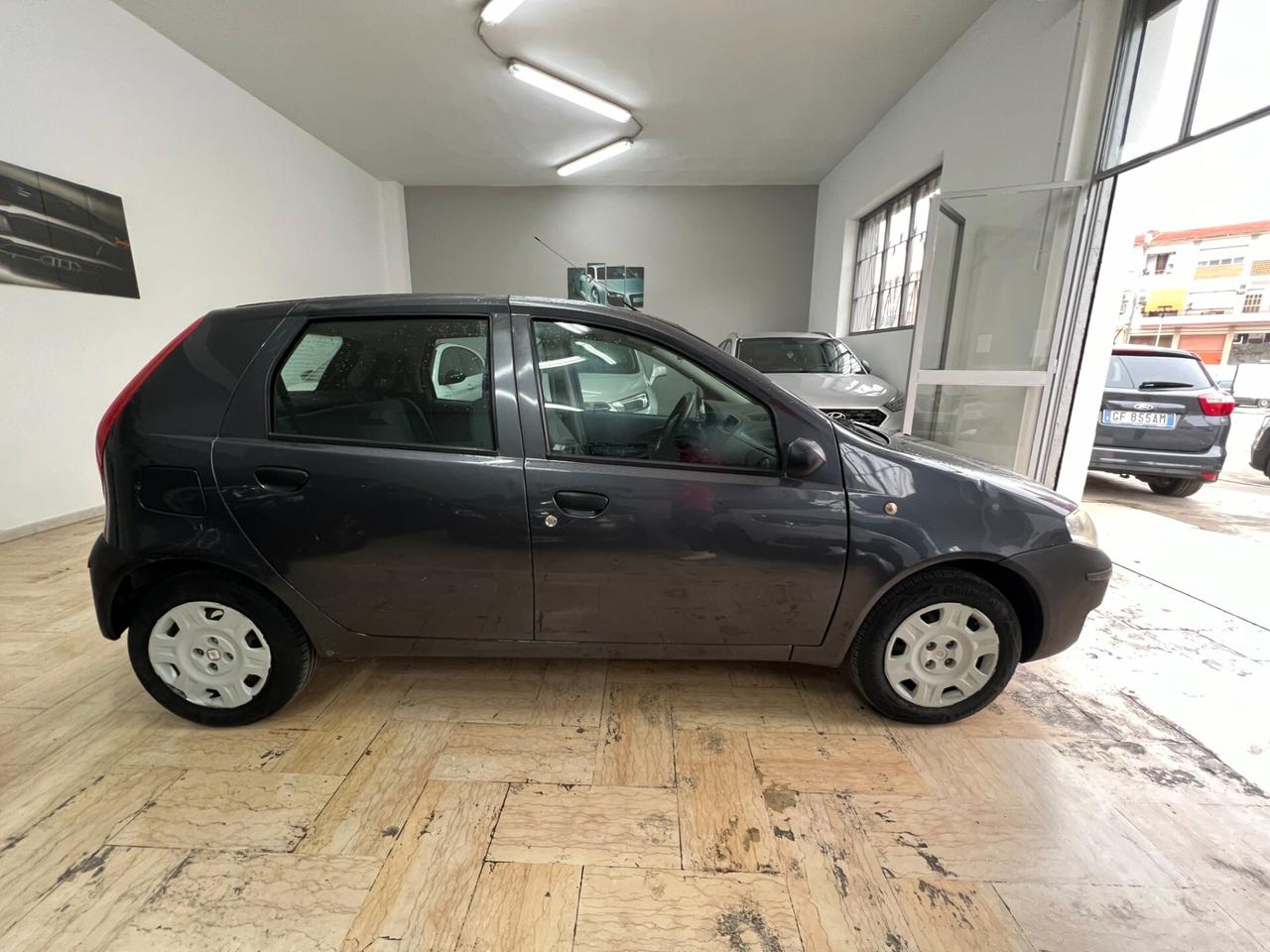 Fiat Punto 1.2 5 porte bConnect