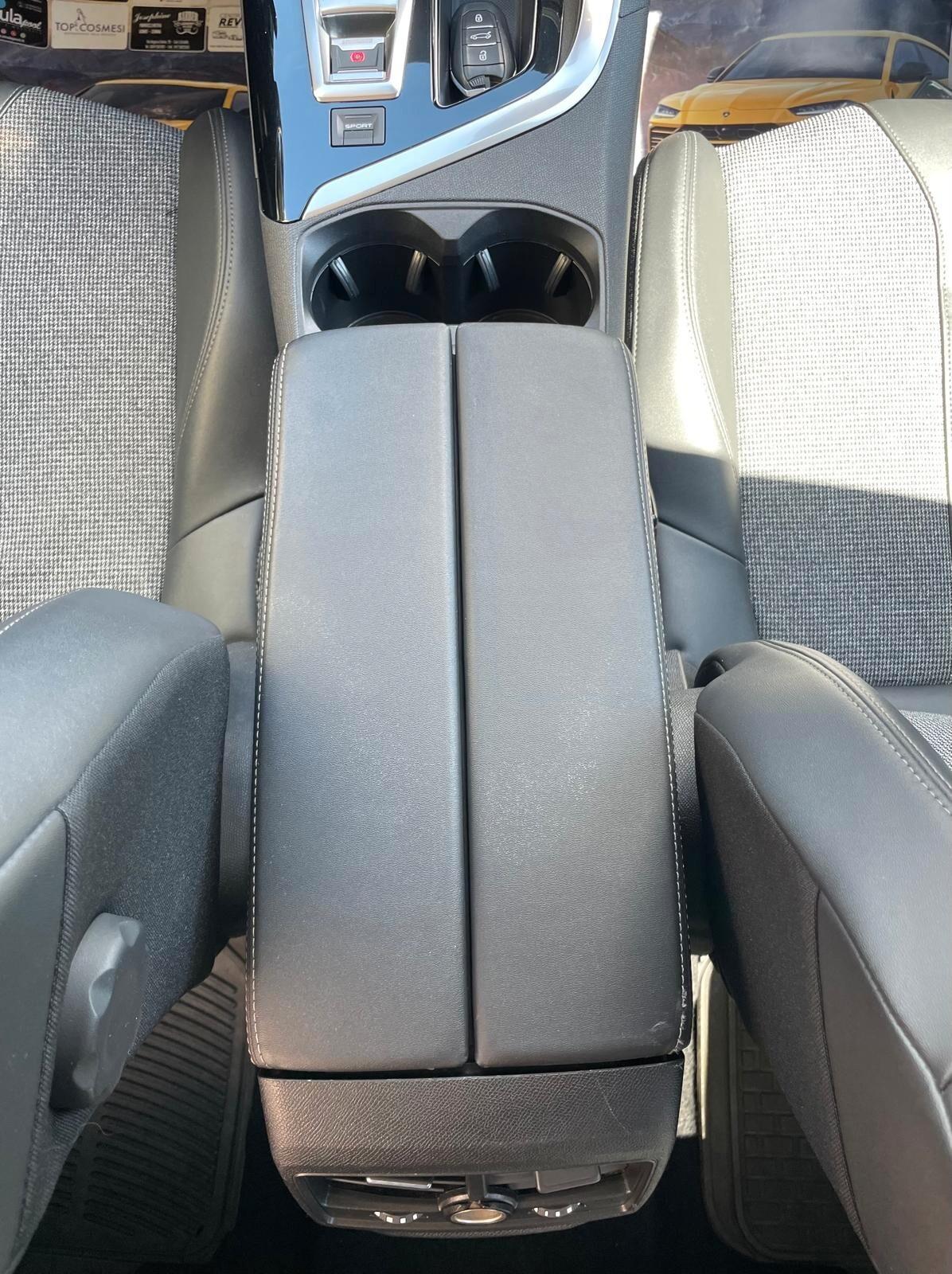 Peugeot 3008 BlueHDi 130 EAT8 ALLURE