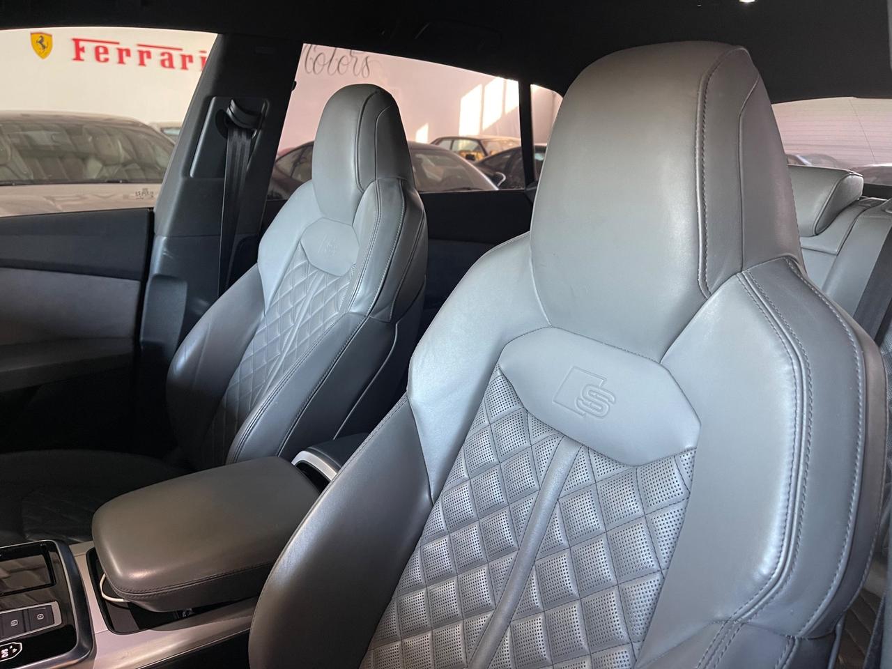Audi Q8 50 TDI S Line Quattro Gancio PERMUTE RATE